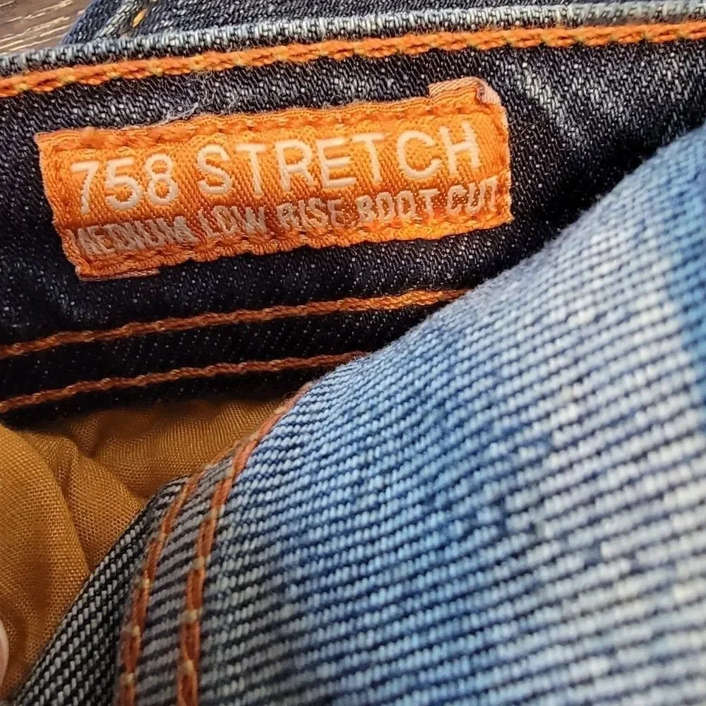 Colin's Jeans Valerie Bootcut sz 12  31 / 33 NWT